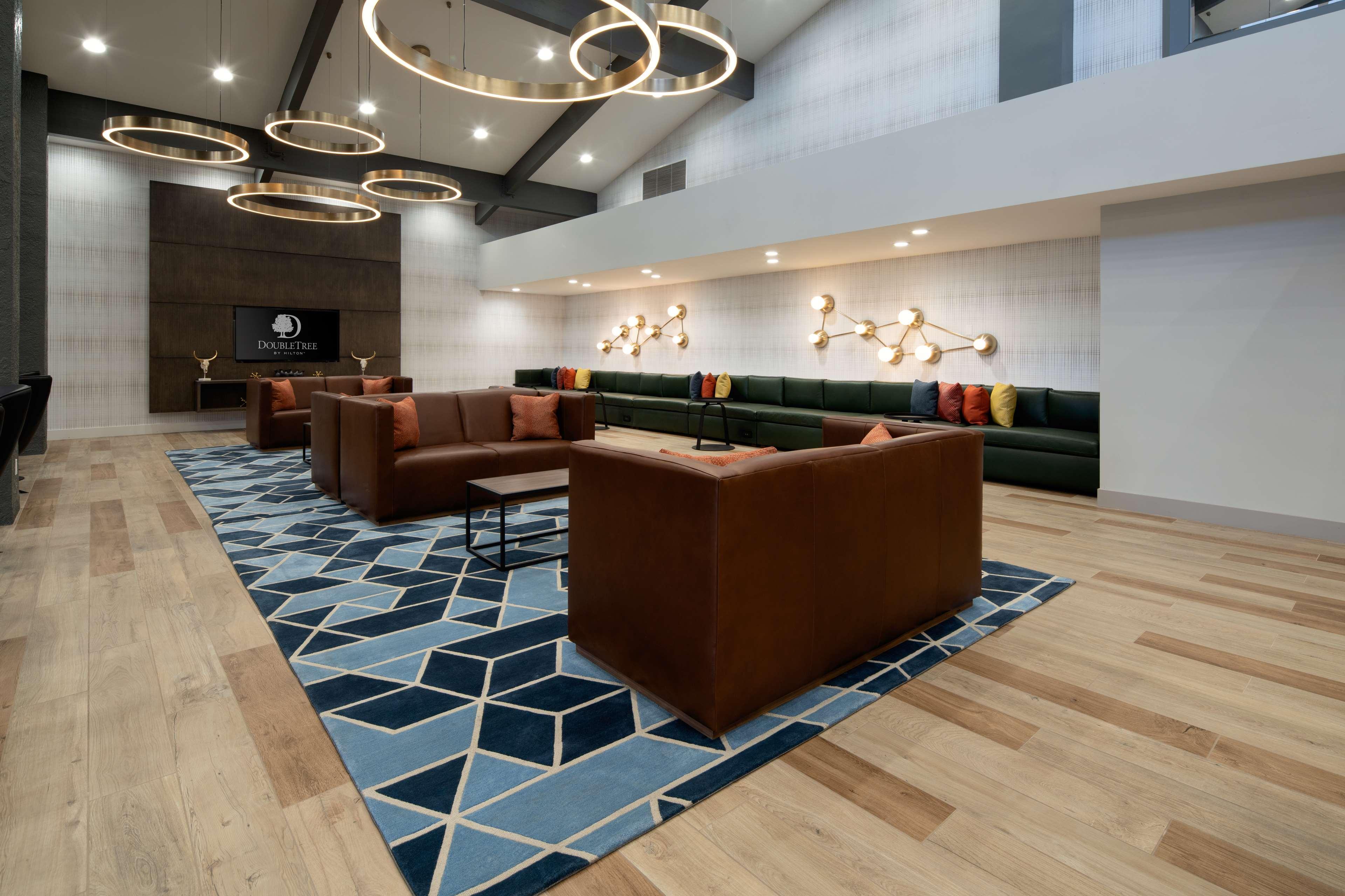 Doubletree By Hilton Bakersfield Hotel Exterior foto