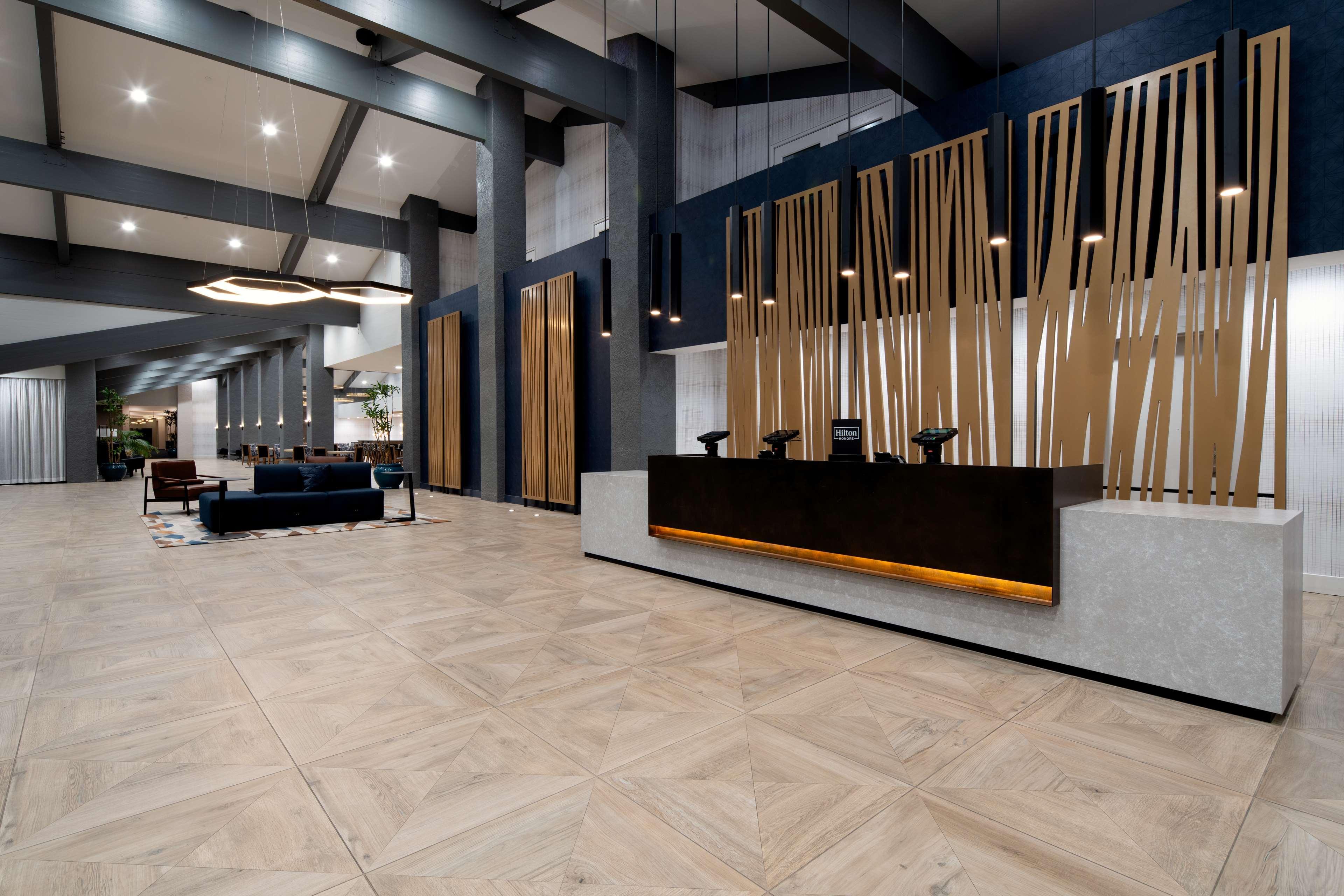 Doubletree By Hilton Bakersfield Hotel Exterior foto