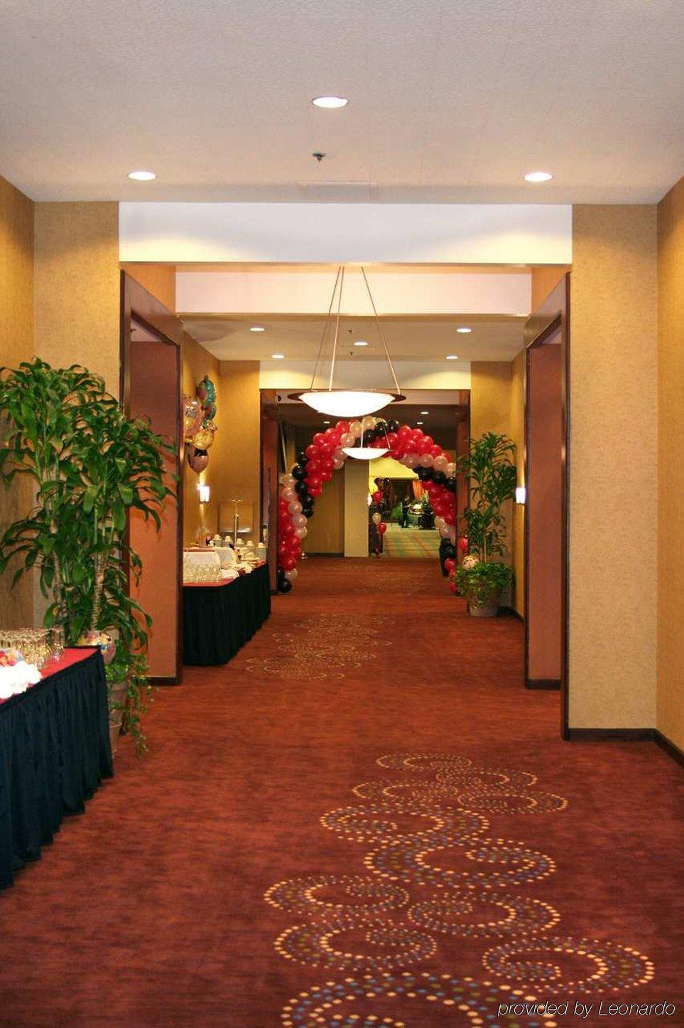 Doubletree By Hilton Bakersfield Hotel Interior foto
